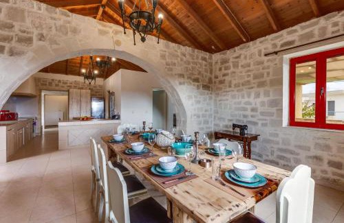 Kamara Kalidonias Villa | Villa Sunny Hill by Villa Plus