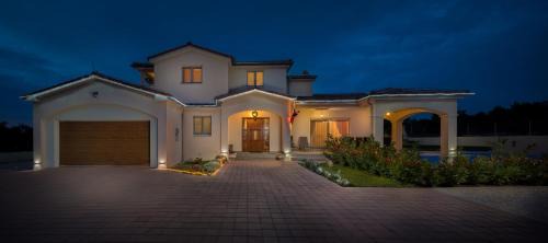 Bilice Villa | Villa Sunset Lady