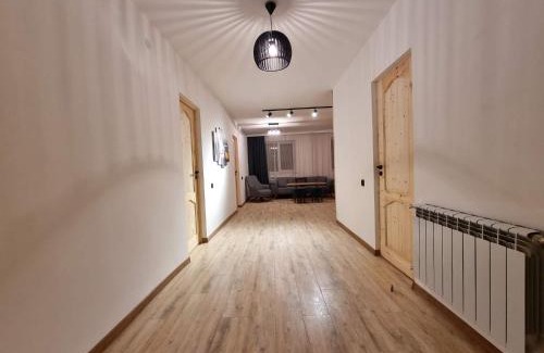 Dilijan Apartamento | Villa Sunshine ,apartment with 4 bedrooms ,whole apartment, апартаменты целиком