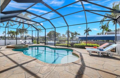 Caloosahatchee Villa | Villa Sunshine