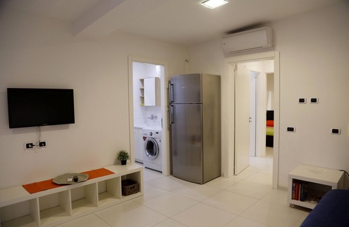 Ragusa Casa | Villa rodeada de jardines y piscina, la máxima relajación, se admiten animales