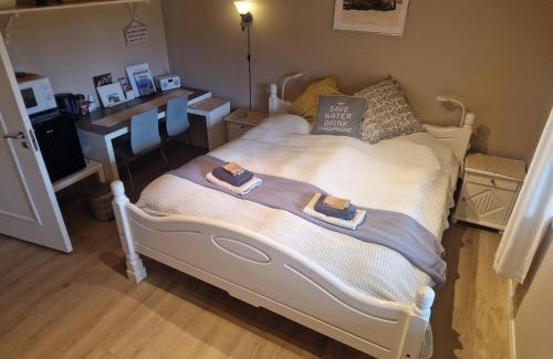 Kristiansand Casa | Villa Svale, privat og fredelig