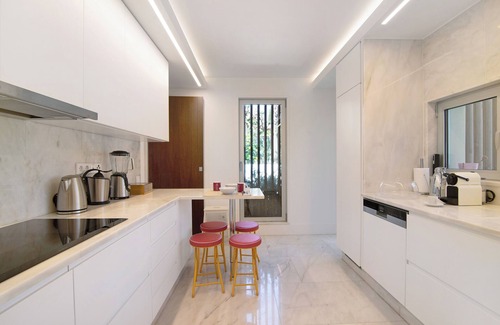 Montechoro Villa | Villa "Sweet Home Albufeira" con piscina privada, 2 terrazas privadas y Wi-Fi