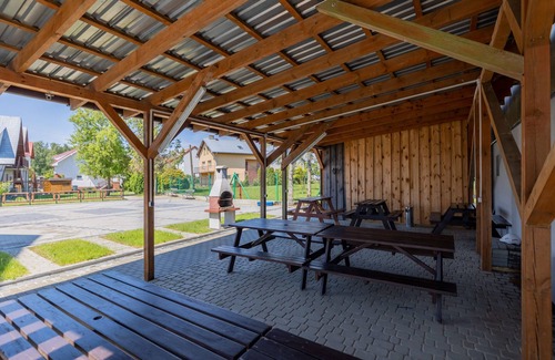 Rewal Apartamento | Villa Szamotulanka by Renters