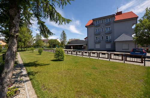 Rewal Apartamento | Villa Szamotulanka by Renters