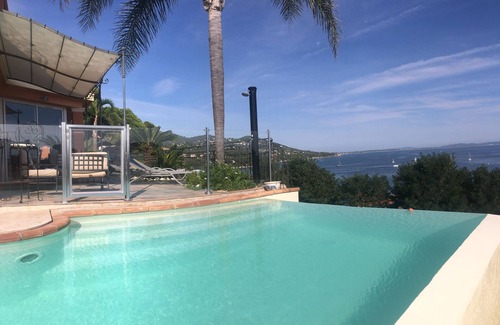 Carqueiranne Villa | villa + estudio independiente - piscina infinita - sobre las playas