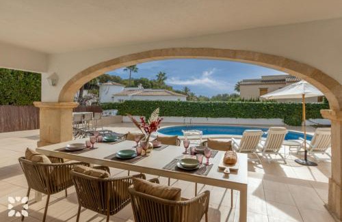 Urbanitzacio la Fustera Villa | Villa Tabarca by Abahana Villas