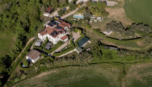 Montefiore Conca Cama Y Desayuno | Villa Tamara Country & Spa Suites