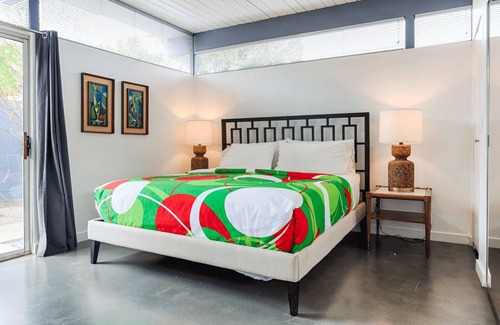 Uptown Design District Casa | Villa Taylor