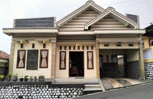 Ngadisari Villa | Villa Tengger Asri 2 Gunung Bromo