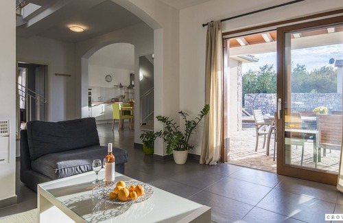 Rojnici Villa | Villa Terca nearby Labin – Crovillas GmbH
