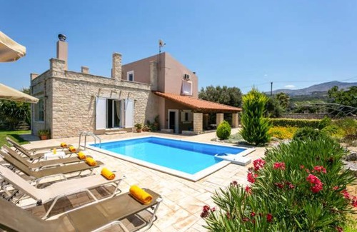 Xiro Chorio Villa | Villa Terpsy