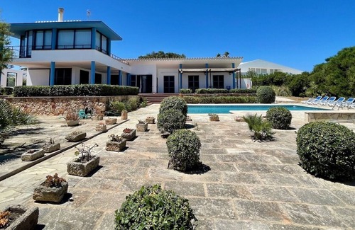 Son Xoriguer Villa | VILLA THALASSA VILLA DE LUJO EN PRIMERA LINEA DE MAR
