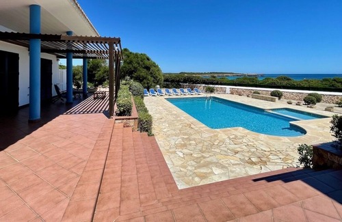 Son Xoriguer Villa | VILLA THALASSA VILLA DE LUJO EN PRIMERA LINEA DE MAR