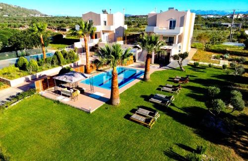 Akrotiri Villa | Villa Thamyris