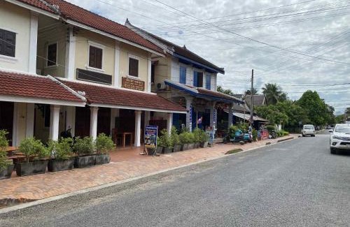 Luang Prabang Hotel | Villa That Luang Legend