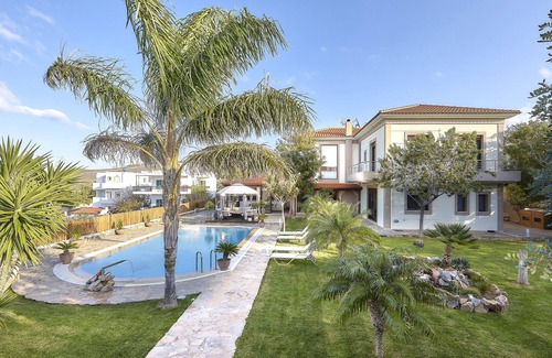 Kokkini Chani Villa | Villa Thea increíble villa de 6 dormitorios con piscina climatizada interior y exterior