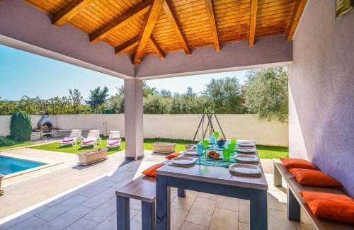 Skatari Villa | Villa Thea Istria by Villa Plus