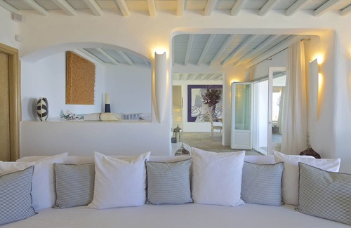 Houlakia Casa | Villa Theo Unique Sunset Views Large Heated Pool