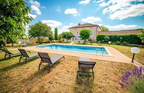 La Celle-sous-Gouzon Casa | Villa Thun - Piscine - Maison de caractère au milieu des vignes