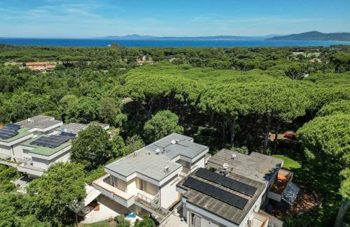 Punta Ala Villa | Villa Tiffany by Interhome