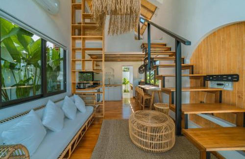 Beraban Villa | Villa Tiny - Romantic A-Shape 1BR Villa Close to Nyanyi Beach