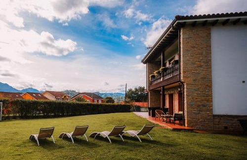 Las Campas y San Claudio Casa | Villa Tiviti