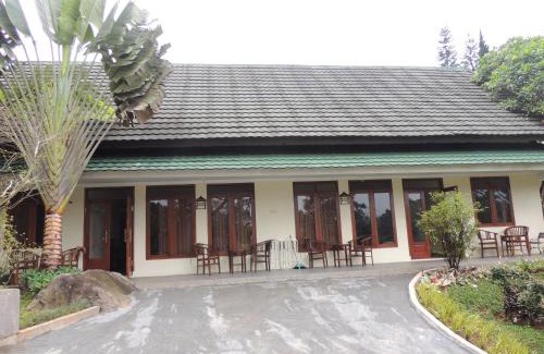 Cisarua Complejo | Villa Tjokro