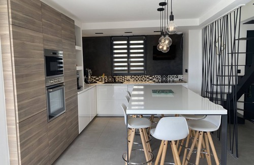 Sainte-Marie-Plage Casa | Villa Tomeva, new house with heated pool, 400 meters from the beach.