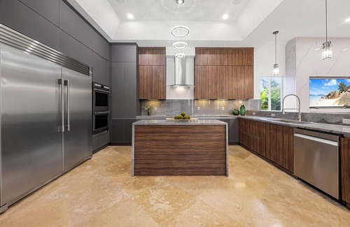 Miami Shores Casa | Villa Tortuga: 10 BR 9,500 sq. ft Extravagant Miami Estate w pool, movie theater