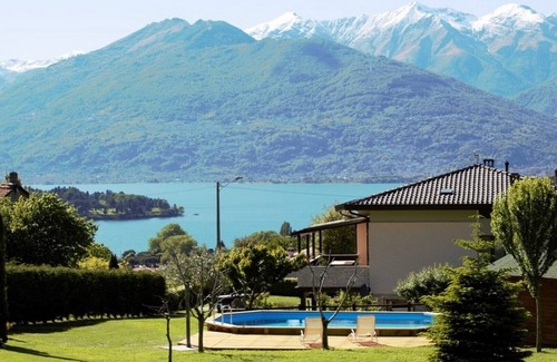 Colico Casa | villatrecariole para 2 con piscina y vista a la montaña y al lago