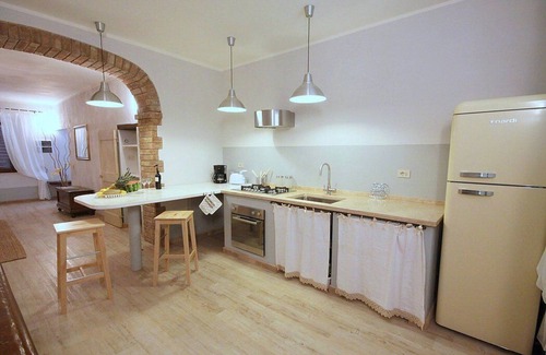 Gallina Casa | Villa Tre Civette: A characteristic and welcoming apartment that is part of an ancient country house located in the heart of the Val d'Orcia, with Free WI-FI.