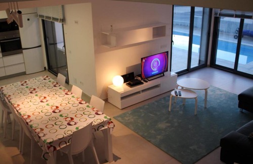 Foz do Arelho Casa | Villa tres oliveiras