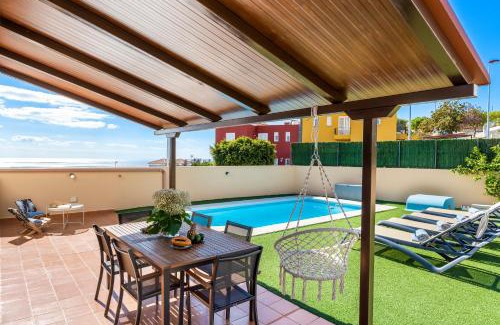 Candelaria Villa | Villa Trueno Refugio de Lujo con Piscina Climatizada y Vistas