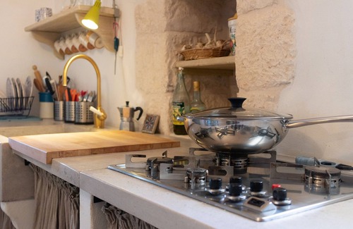 Cisternino Villa | Villa Trulli Colle Specchia con piscina, jardín y terraza descubierta
