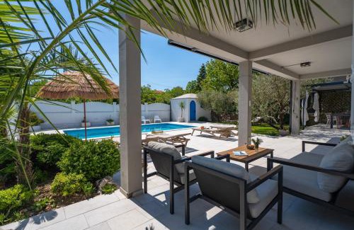 Tugare Villa | VILLA TUGARKA private pool, fitness, play-house, great for families, max 6 per.