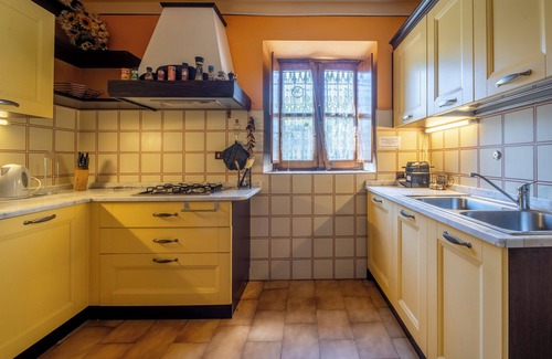 Pescaglia Villa | Hermosa Villa -Toscana Lucca con piscina sólo para el suyo uso privado