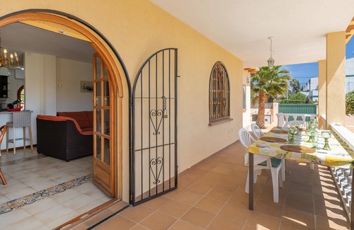 San Juan de Alicante Villa | Villa Una Fuente de Sol con piscina, jardín y Wi-Fi