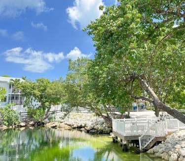 Key Largo Apartamento | Villa Valbuena Azul Escape 2 Kings Key Largo Pickleball Tennis Pool Lagoon