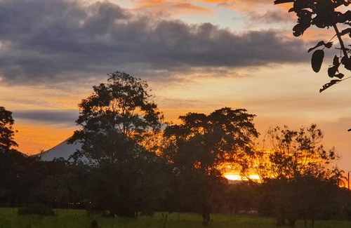 Los Ángeles Villa | Villa Valle Verde