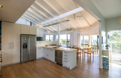 Waiheke Island Casa | Villa Valmont - Stay Waiheke