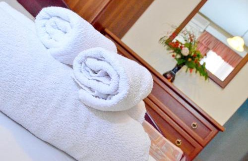 Maini Casa | Villa Velzon Guesthouse