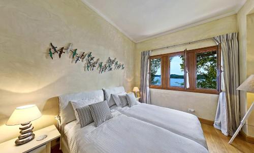 Perigiali Hotel | Villa Veneziano Suites & Villa