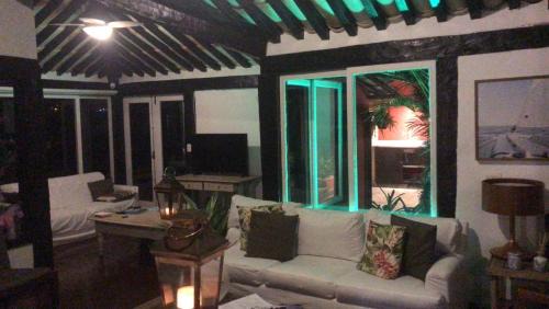 Buzios Villa | Villa Vermelha Ocean View