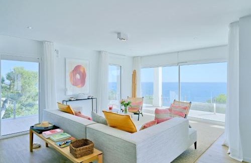 Cap de la Nau Villa | Villa Villa Ola by Interhome