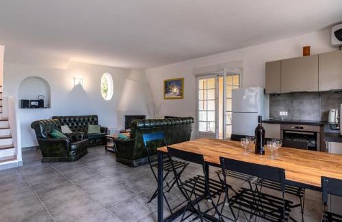 Porto-Vecchio Villa | Villa Villa Pavellone by Interhome