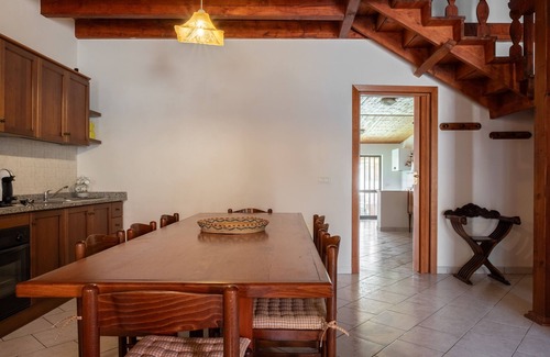Riola Sardo Villa | Villa Vintage con giardino e palestra
