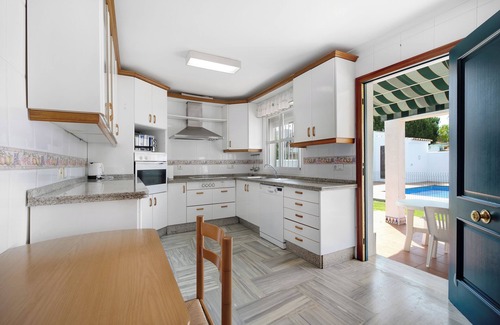 Poblado de Sancti Petri Casa | Villa "Virgen del Camino" junto a la playa, piscina, terraza y jardín