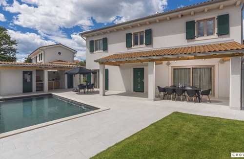 Rojnici Villa | Villa Vito nearby Labin – Crovillas GmbH
