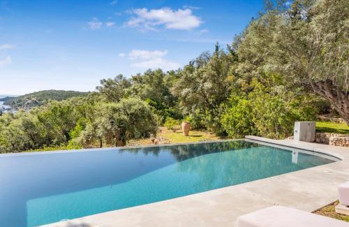 Sivota Villa | Villa Viviere -Nestled just 100 meters above the charming village of Sivota